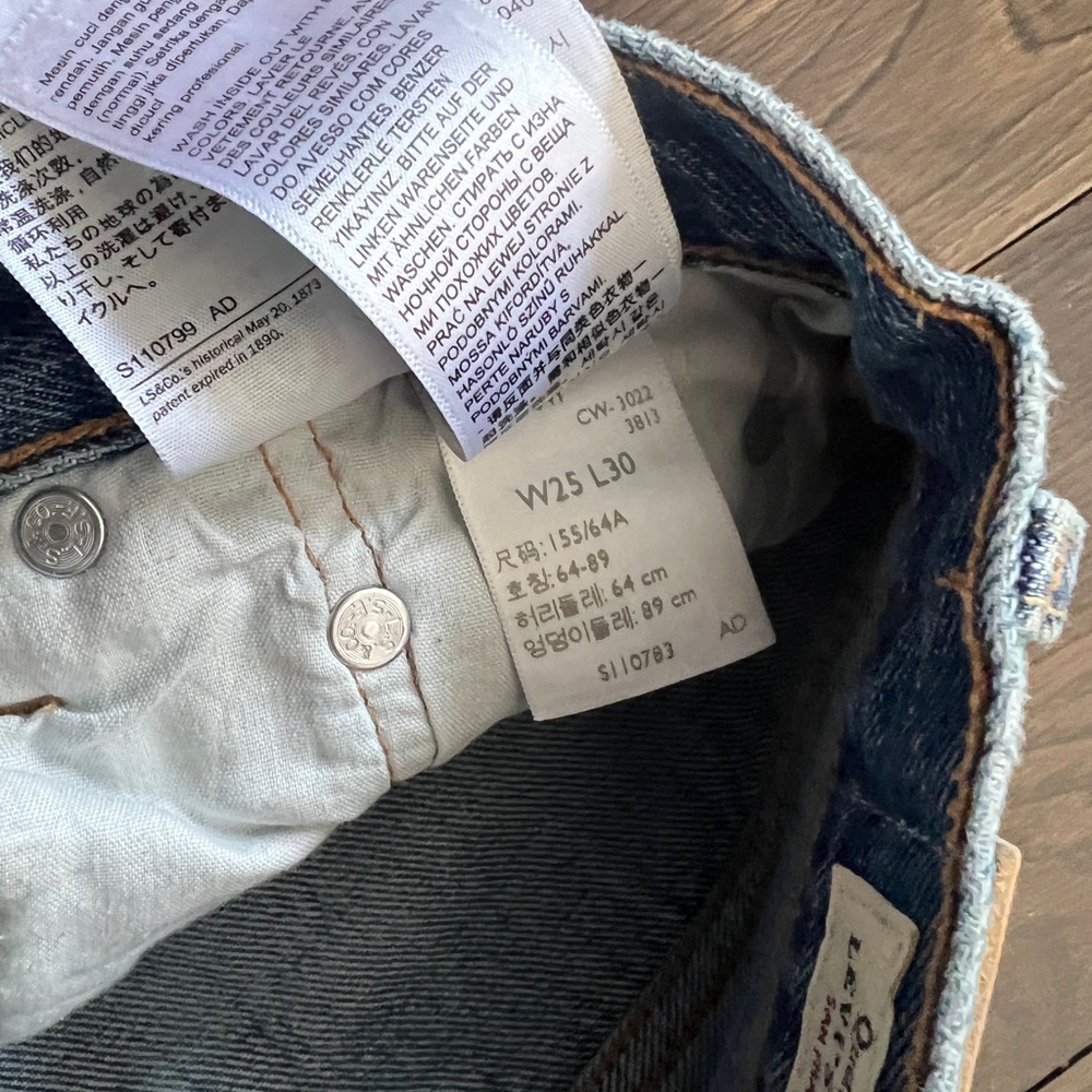 Levi’s 501 denim size 25 length 30 - Picture 3 of 5